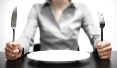 Γιατί πεινάμε περισσότερο κάποιες ημέρες χωρίς να έχουμε φάει λιγότερο;