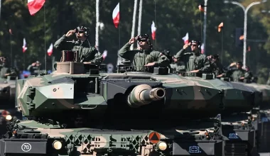 Πολωνία: «Σύντομα ο μεγαλύτερος και ισχυρότερος στρατός στην Ευρώπη», λέει ο Τουσκ