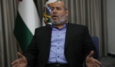 Στο Κάιρο ο ηγέτης της Χαμάς ενόψει της επίσκεψης Τ.Κούσνερ