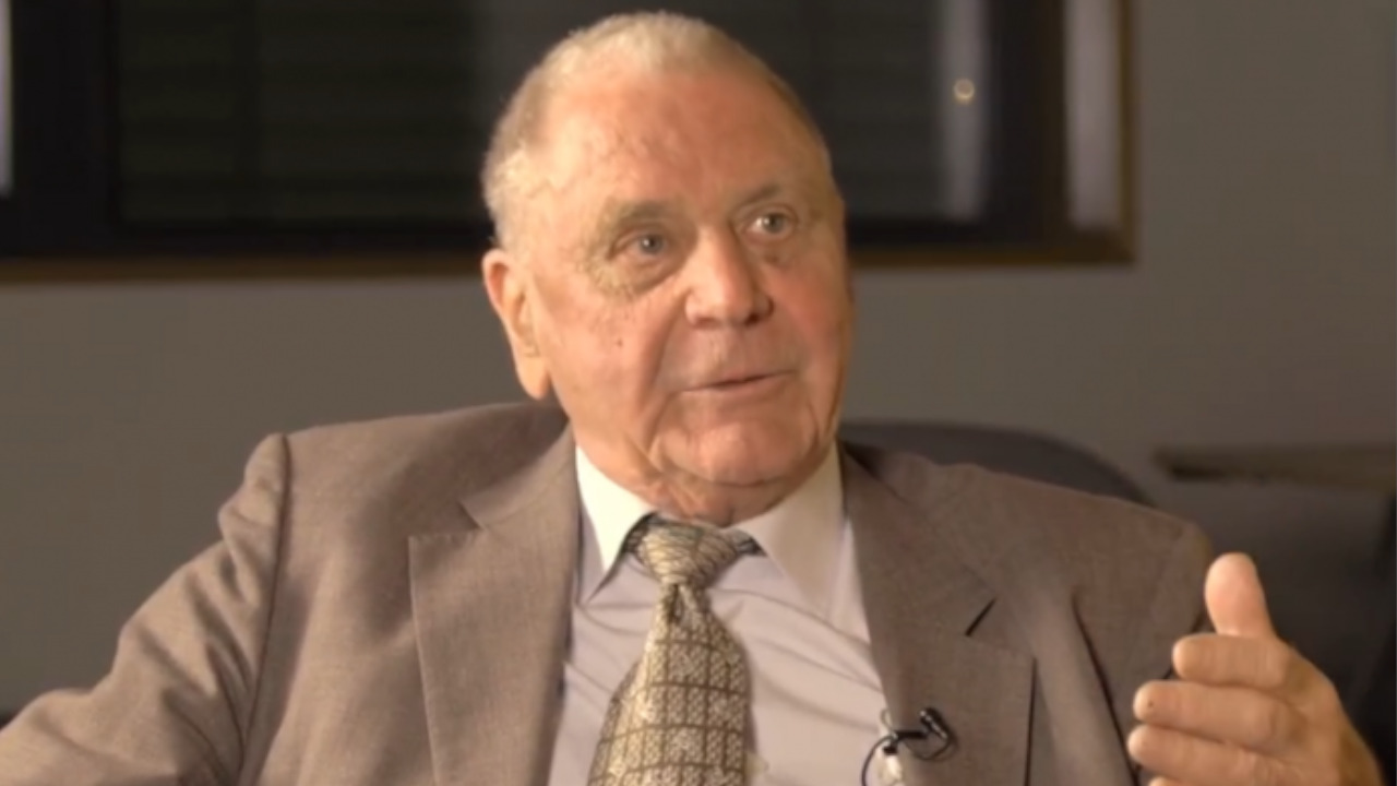Dr. Burkhardt: Ο θάνατος του Γερμανού καθηγητή λίγες ημέρες μετά την ομιλία του για τα εμβόλια mRNA