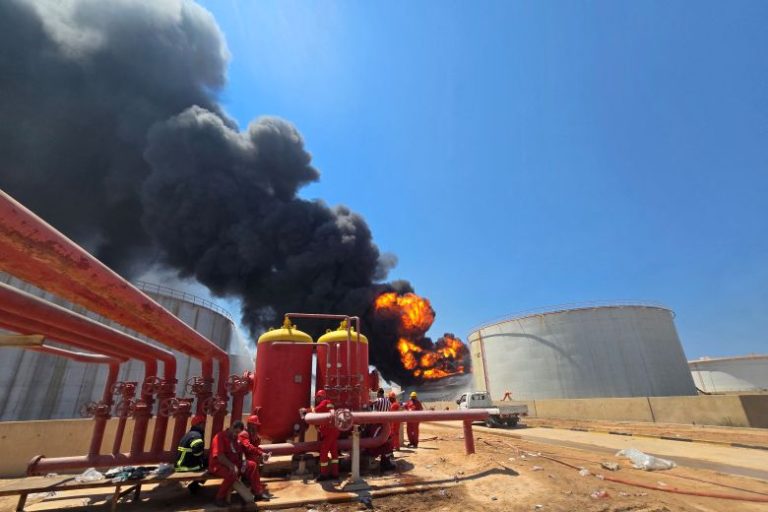Λιβύη: Έκρηξη κοντά σε ηλεκτροπαραγωγικό σταθμό στη Ζαουίγια