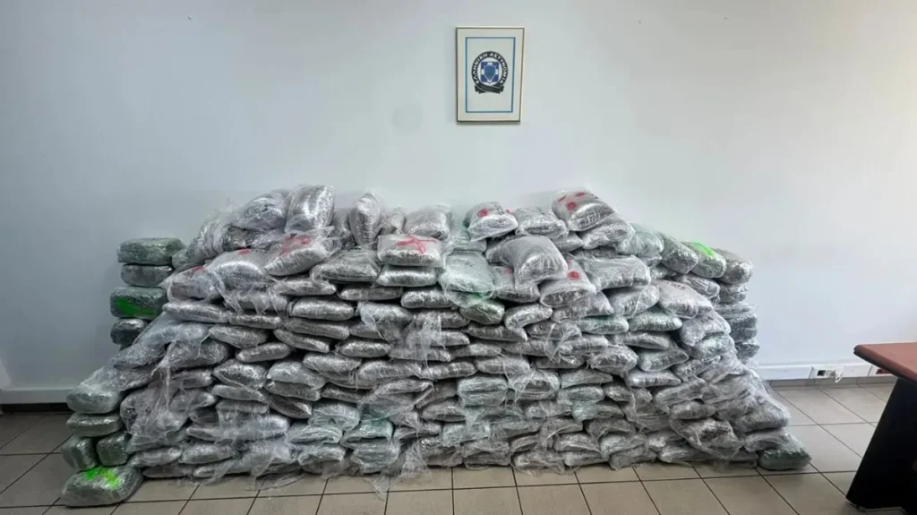 Στον ανακριτή Θεσσαλονίκης οι δύο αλλοδαποί για την υπόθεση με τα 300 κιλά κάνναβης – Τι αποκάλυψε ο ένας εξ αυτών