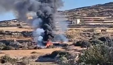 Τραγωδία στη Σίφνο: Τρεις νεκροί μετά την συντριβή ιδιωτικού ελικοπτέρου κοντά σε σπίτια – Δείτε βίντεο