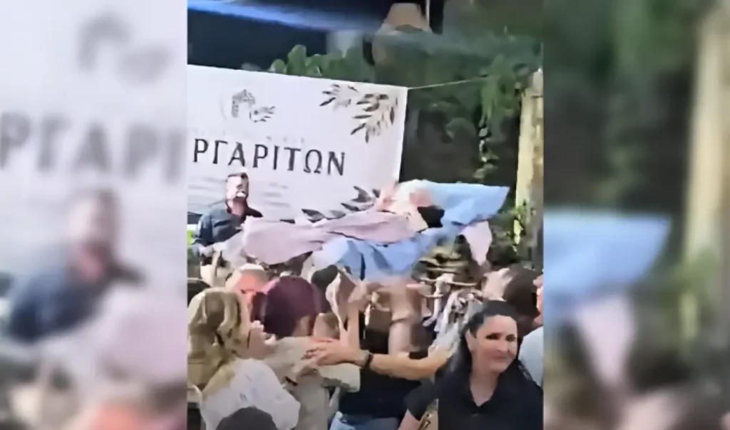 Από πρώην μοντέλο του Νταλί στα Ανώγεια: Ποια είναι η 90χρονη που έγινε viral σε πανηγύρι στην Κρήτη