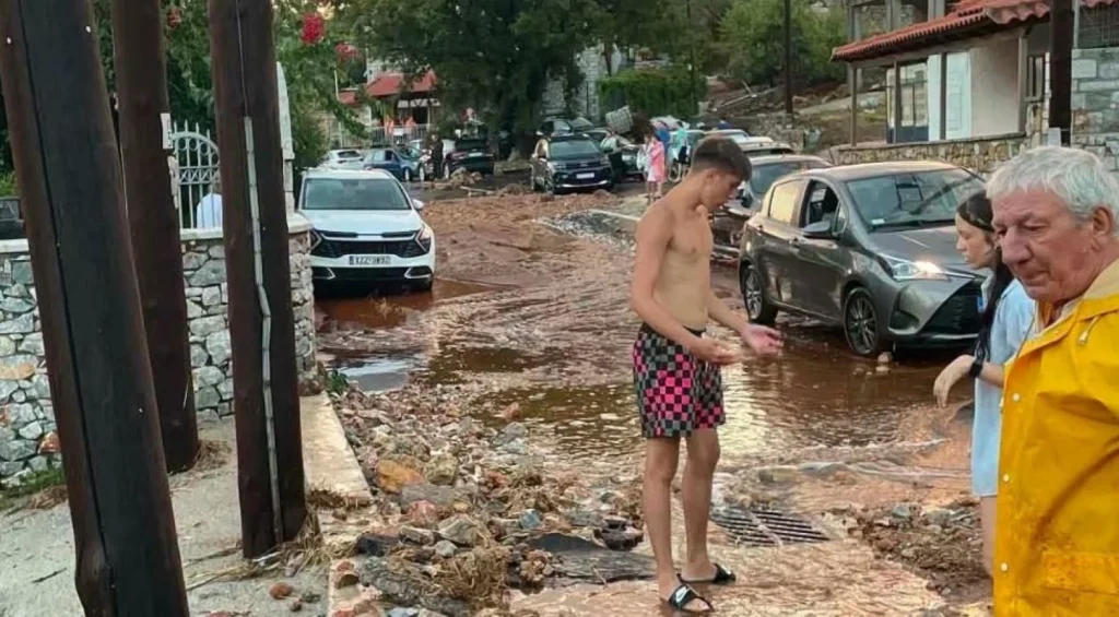 Μάνη: Σοβαρές ζημιές σε δρόμους και περιουσίες μετά τη σφοδρή κακοκαιρία – Δείτε εικόνες