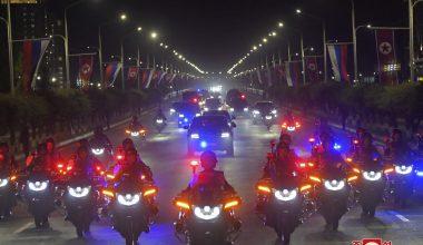 Σιβηρία: Η προεδρική πομπή του Β. Πούτιν αναπτύσσει μεγάλη ταχύτητα στους δρόμους του Κρασνογιάρσκ