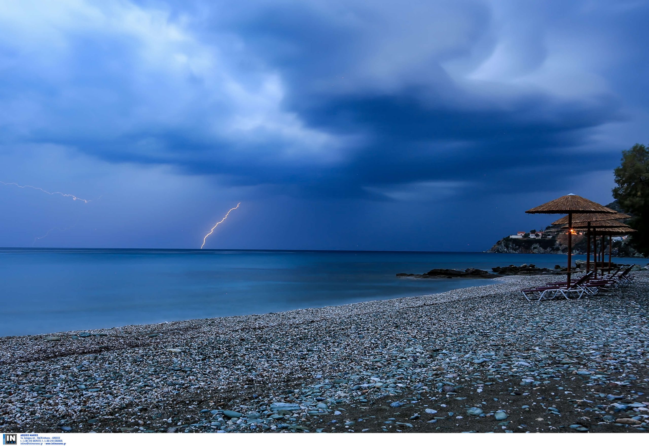 Καιρός: Έντονη κεραυνική δραστηριότητα σήμερα σε πολλές περιοχές της χώρας – Πού αναμένονται βροχές αύριο