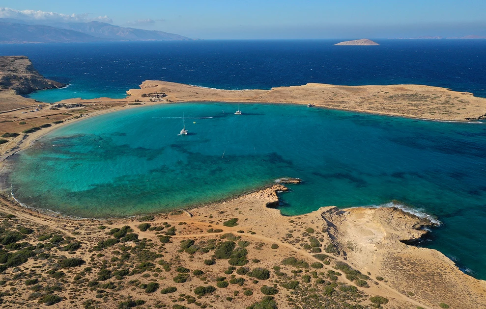 Πορί: Η παραλία στα Κουφονήσια που θυμίζει… Καραϊβική – Δείτε φωτογραφίες