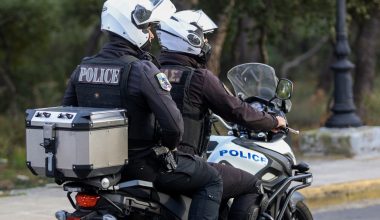 Ηράκλειο: Δύο συλλήψεις για «μαϊμού» επώνυμα προϊόντα – Πάνω από 1.000 κατασχέθηκαν