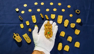 Χρυσαφικά από την εποχή του Βυζαντίου αποκάλυψαν την ταυτότητα πλοίου – «Το σημαντικότερο ναυάγιο της εποχής του»