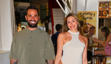 Α.Σοϊλέδης – Μ.Κυπαρίσση: Η εντυπωσιακή πρόταση γάμου που έκανε στην σύντροφό του στην Λήμνο (βίντεο)