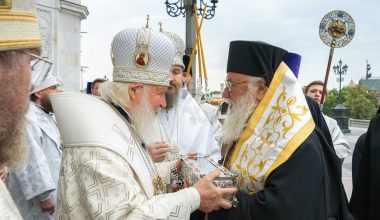 Στη Μόσχα ο Μητροπολίτης Κερκύρας: Το μήνυμα στον Πατριάρχη Κύριλλο και το λείψανο του Αγ.Σπυρίδωνος (φωτογραφίες)