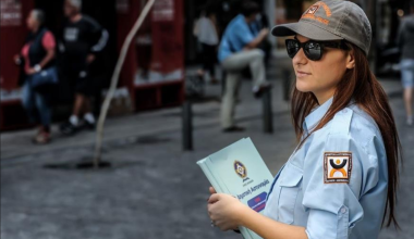 Συνελήφθη 57χρονος στο Αγρίνιο: Βιντεοσκοπούσε παράνομα δημοτική αστυνομικό – Το μήνυμά του στον προϊστάμενό της