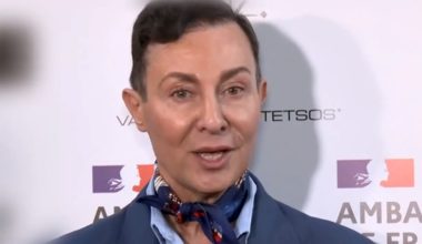 To «καρφί» του Β.Κωστέτσου: «Ας πάρουν μαθήματα από τη Μαντόνα οι επώνυμες Ελληνίδες θεούσες για το πώς ντύνεσαι»