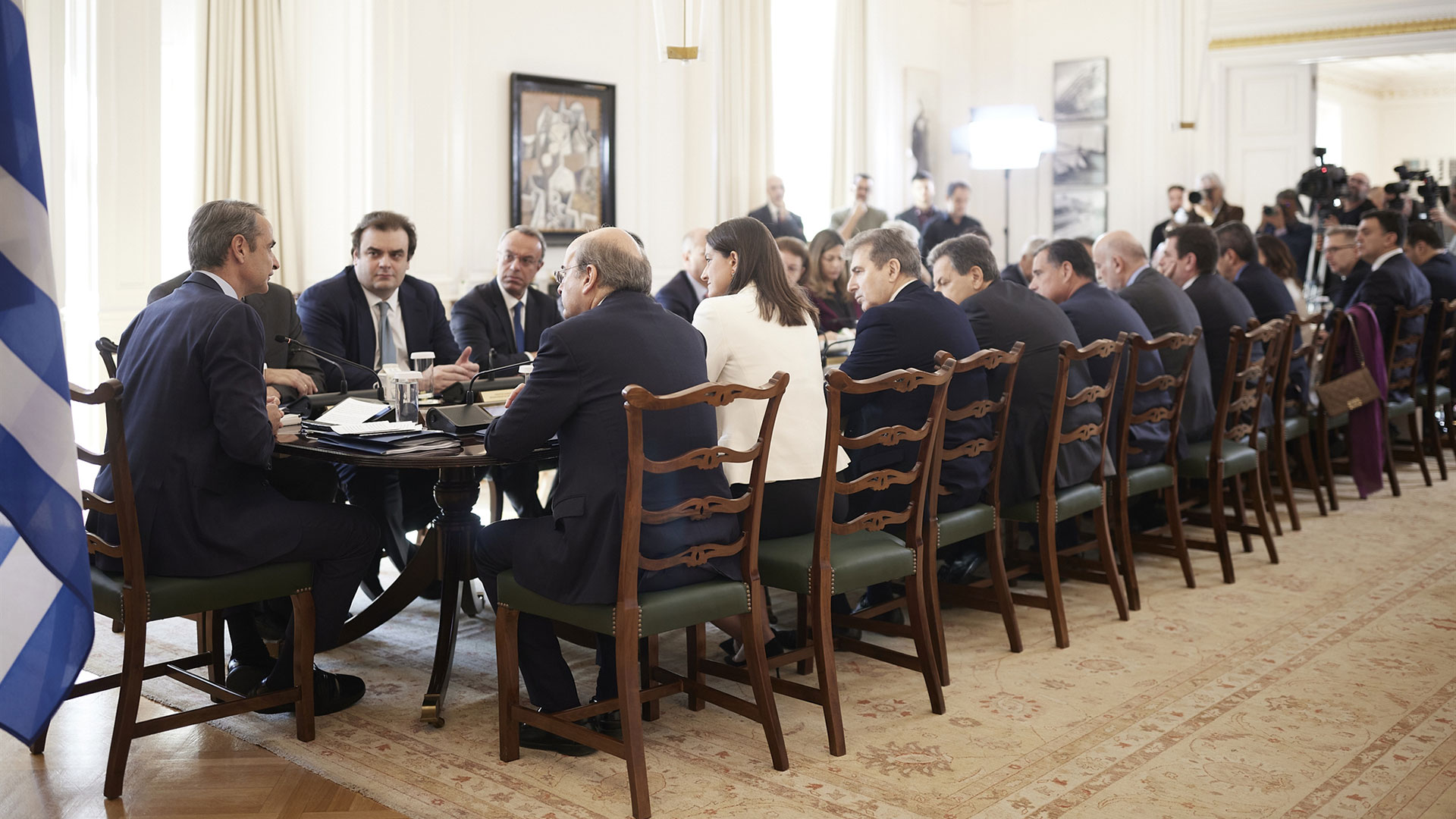 Υπουργικό Συμβούλιο τη Δευτέρα: Μειώσεις τιμών, σχολεία και «Ελλάδα 2.0» στην ατζέντα