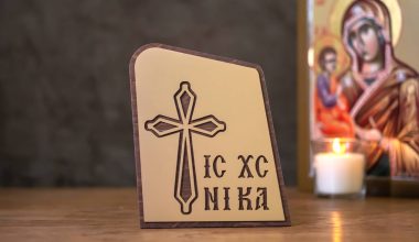 Τι σημαίνουν τα γράμματα ΙC ΧC ΝΙΚΑ που βλέπουμε στις ορθόδοξες εικόνες;