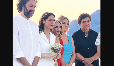 Η Όλγα Σκιαδαρέση παντρεύτηκε με συνεργάτη της – Η ανάρτηση του Γεράσιμου Σκιαδαρέση για την κόρη του