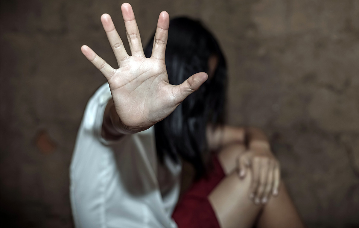 Θεσσαλονίκη: 35χρονη κατήγγειλε ότι ο εν διαστάσει σύζυγός της την κακοποίησε και την κράτησε σε διαμέρισμα