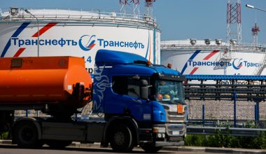 Η Ρωσία προχωρά σε παράταση της απαγόρευσης των εξαγωγών πετρελαίου – Ο λόγος