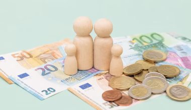 Δείτε μέχρι πότε θα καταβληθεί το επίδομα των 150 ευρώ ανά παιδί – Ποιοι οι δικαιούχοι