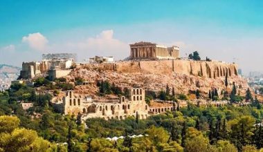 Ποιοι τουρίστες ξοδεύουν τα περισσότερα στην Ελλάδα – Η κατάταξη των έξι μεγάλων αγορών