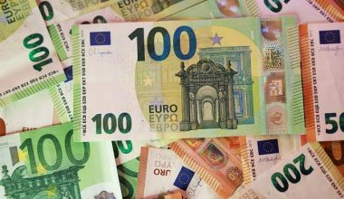 Μην το αγνοήσετε: Το μικρό σημάδι στα χαρτονομίσματα που δείχνει αν είναι γνήσια