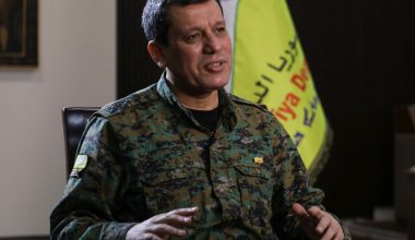 Συρία: Διαλύθηκαν οι SDF – Οι Κούρδοι παραδίδουν τα όπλα και εντάσσονται στον κρατικό μηχανισμό
