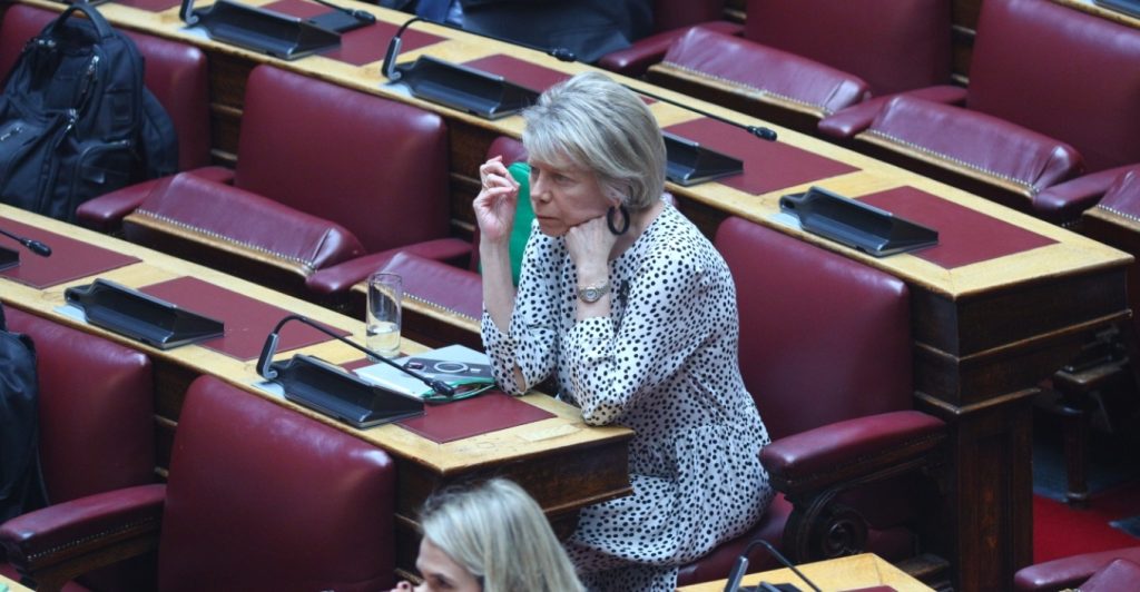 Στα «άκρα» η κόντρα της ΝΔ με την Ε.Ακρίτα: «Δεν πρόκειται να την ψηφήσουμε για αντιπρόεδρο της Βουλής»