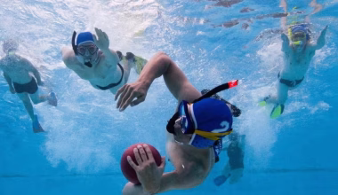 Underwater Rugby: Το ράγκμπι που παίζεται κάτω από το νερό