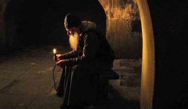 Γιατί οι μοναχοί αλλάζουν όνομα όταν αφιερώνουν τη ζωή τους στον Θεό;