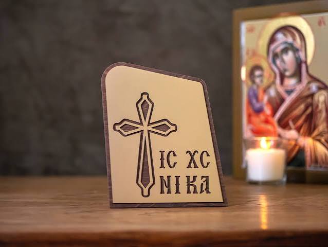Τι σημαίνουν τα γράμματα ΙC ΧC ΝΙΚΑ που βλέπουμε στις ορθόδοξες εικόνες;