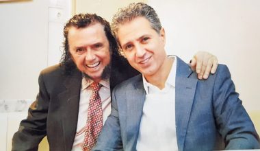 Δημήτρης Κόκοτας: Δεν θα ταφεί στον οικογενειακό τάφο όπου βρίσκεται ο πατέρας του – Η απόφαση της συζύγου του