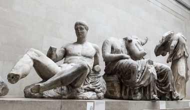 Γλυπτά του Παρθενώνα: Ο Α.Μπέρναμ άλλαξε τροπάριο – Τώρα παραπέμπει στο Βρετανικό Μουσείο!
