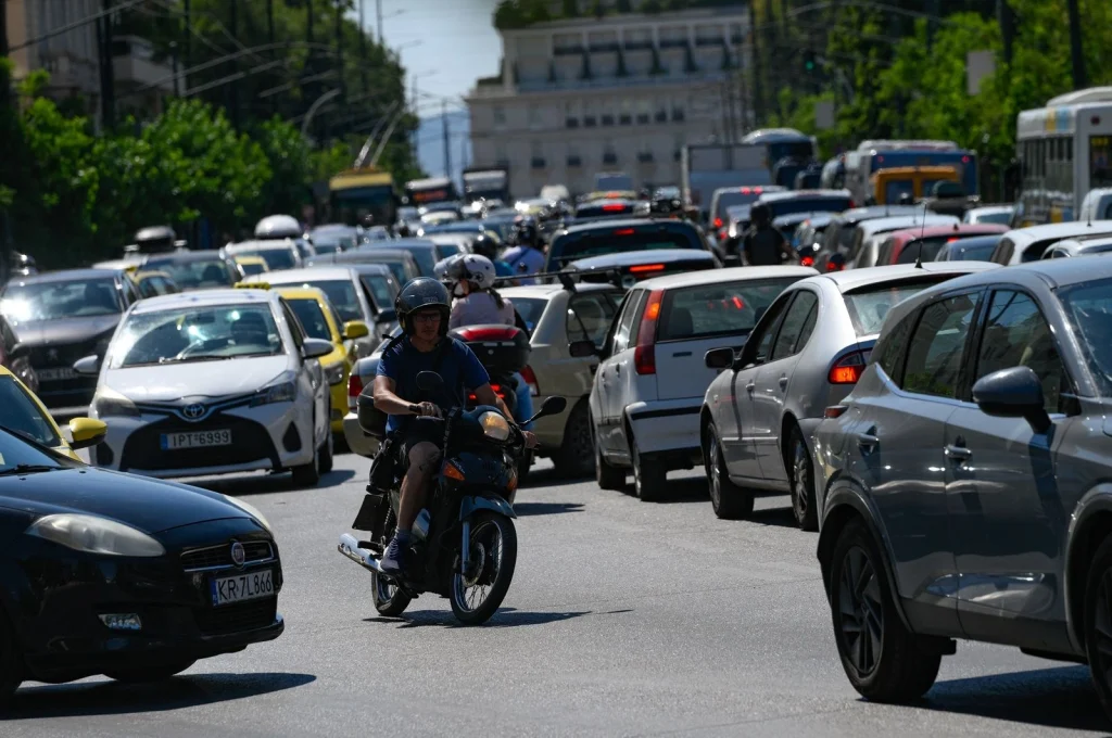 Το πρόστιμο που ελάχιστοι γνωρίζουν και παρόλα αυτά μπορεί να επιβληθεί σε όλους – Τι προβλέπει ο ΚΟΚ