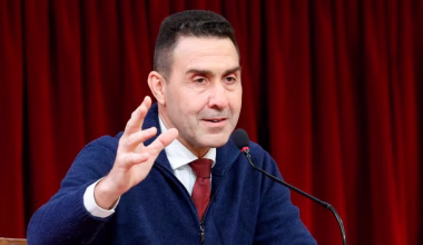 Ιταλία: Στο 8% το κόμμα «Εθνικό Μέλλον» του στρατηγού ε.α.  Ρομπέρτο Βανάτσι
