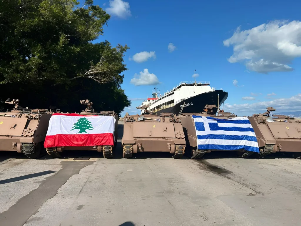 Ακόμα 13 ΤΟΜΠ και 10 φορτηγά των δεκαετιών του ’60 και του ’70 παραχωρήθηκαν στο Λίβανο από τον ΕΣ
