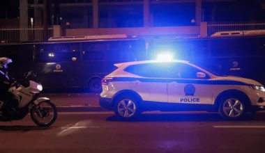 Αλλοπρόσαλλη οδήγηση για άνδρα στη Λέσβο: Αγνόησε τα σήματα αστυνομικών και ακολούθησε κινηματογραφική καταδίωξη