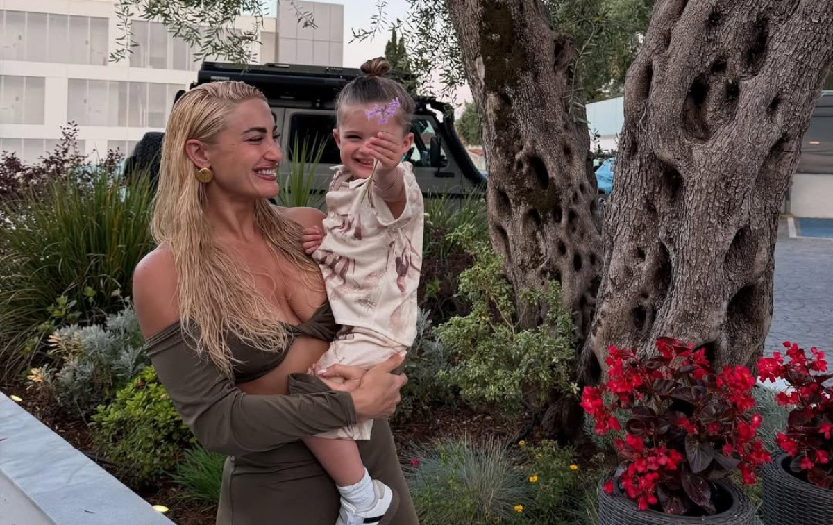 Ι.Τούνη: To περίεργο story που διέγραψε μετά από λίγο – «Το ανέβασε ο Πάρης» (φωτο)
