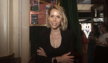 Τ.Αουζιέρ; H 42χρονη κόρη της Μπριζίτ Μακρόν αποκάλυψε πως βρίσκεται σε σχέση με… 22χρονο φοιτητή