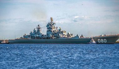 Το πυρηνοκίνητο καταδρομικό Admiral Nakhimov του ρωσικού Ναυτικού επιστρέφει σε υπηρεσία με σχεδόν 200 πυραύλους