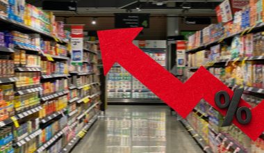 Πώς η κυβέρνηση «πουλάει» τις αυξήσεις στα σούπερ μάρκετ δήθεν ως «εκπτώσεις»