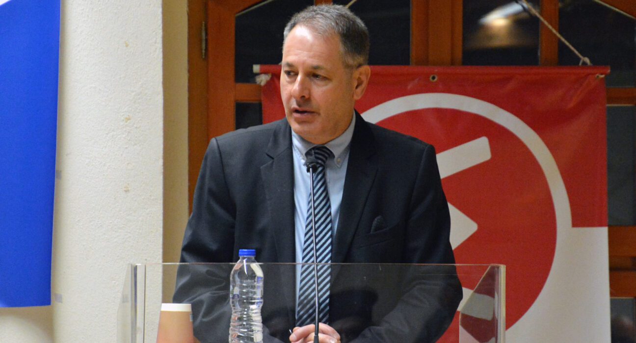 Μελέτης Μελετόπουλος: «Το κόμμα του Σαμαρά θα είναι πρώτο στις εκλογές» είπε ο καθηγητής του Πανεπιστημίου Γενεύης
