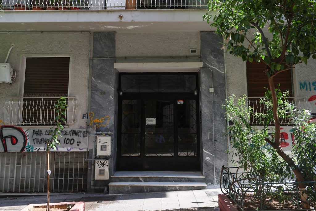 Κυψέλη: Εθισμένη στα ναρκωτικά η 15χρονη έγκυος που έμενε στο διαμέρισμα με το νεκρό βρέφος