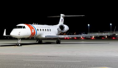 ΗΠΑ: Αναγκαστική προσγείωση για το αεροσκάφος που μετέφερε τον υπουργό Εσωτερικής Ασφάλειας