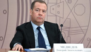 Ο Ν.Μεντβέντεφ ανεβάζει τους τόνος: Προειδοποιεί για ρωσικά πλήγματα στη Γερμανία – Αντιδράσεις από ΕΕ και ΝΑΤΟ