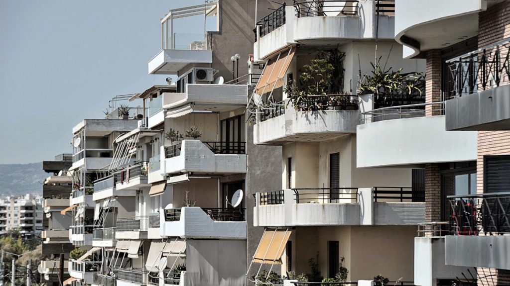 Η ιδιοκατοίκηση έπεσε κάτω από τον ευρωπαϊκό μέσο όρο – Το «Σπίτι μου» δεν σταμάτησε την εκτόξευση ενοικίων & τιμών