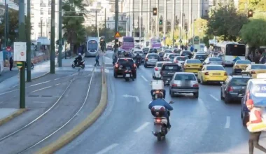 Κυκλοφοριακό «χάος» και προβλήματα στην Αττική: Έσβησαν τα φανάρια σε κεντρικούς δρόμους (βίντεο)