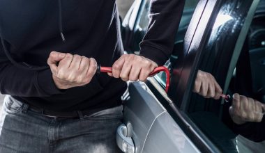 Αλλοδαπός δεν είχε αφήσει αμάξι που να μην είχε κλέψει στα Χανιά: Συνελήφθη με πάνω από 15.000 ευρώ στα χέρια του