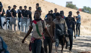 Σε «τεντωμένο σχοινί» η κατάσταση στη Θέουτα: Η ισπανική κυβέρνηση αδιαφορεί παντελώς για τους ντόπιους