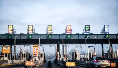 Ακόμα και οι ξένοι περιηγητές δεν μπορούν να πιστέψουν πόσο συχνά πληρώνουμε διόδια! (βίντεο)